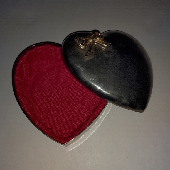 Jewelry - 💋Jewelry box